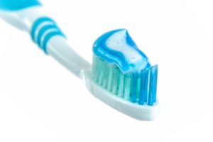 A Guide to Picking the Right Toothpaste 